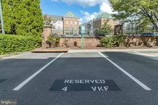 801 Pleasant Dr, Rockville, MD 20850 - Photo 23