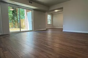 828 Quince Orchard Blvd, Gaithersburg, MD 20878 - Photo 5