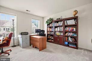 225 Shadow Glen Ct, Gaithersburg, MD 20878 - Photo 9