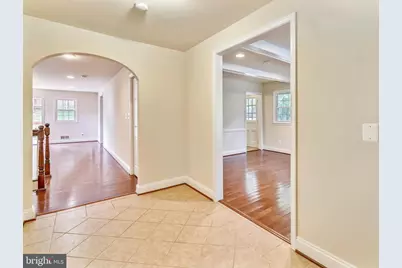 11834 Goya, Potomac, MD 20854 - Photo 9