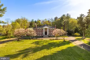 10821 Barn Wood Ln, Potomac, MD 20854 - Photo 1