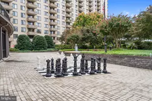 5225 Pooks Hill Rd, Bethesda, MD 20814 - Photo 37