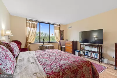 5225 Pooks Hill Road #828N, Bethesda, MD 20814 - Photo 3