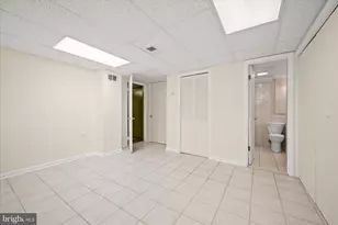 11828 Enid Dr, Potomac, MD 20854 - Photo 45