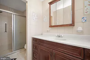 11828 Enid Dr, Potomac, MD 20854 - Photo 25