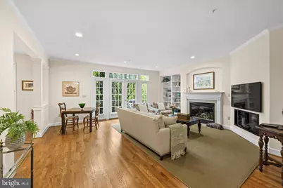 7804 Gate Post Way, Potomac, MD 20854 - Photo 9