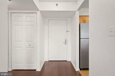 10101 Grosvenor Place #1004, Rockville, MD 20852 - Photo 3