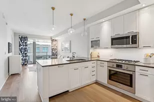 4960 Fairmont Ave, Bethesda, MD 20814 - Photo 5