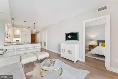 4960 Fairmont Avenue #904, Bethesda, MD 20814 - Photo 7