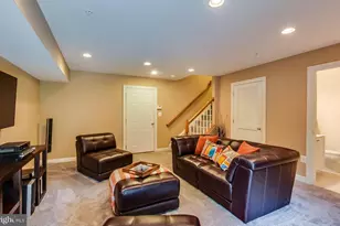 3928 Bryant Park Cir, Burtonsville, MD 20866 - Photo 17