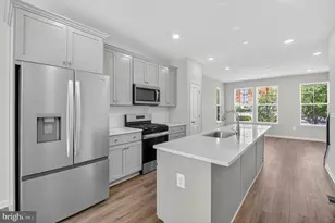 10046 Harper Vale Rd, Montgomery Village, MD 20886 - Photo 3