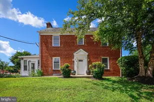 212 Frederick Ave S, Gaithersburg, MD 20877 - Photo 1