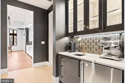 8913 Holly Leaf Lane, Bethesda, MD 20817 - Photo 13