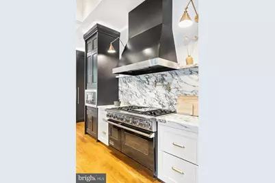 8913 Holly Leaf Lane, Bethesda, MD 20817 - Photo 17