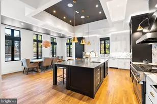 8913 Holly Leaf Ln, Bethesda, MD 20817 - Photo 15