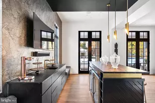 8913 Holly Leaf Ln, Bethesda, MD 20817 - Photo 23