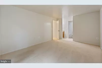 18011 Chalet Drive #102, Germantown, MD 20874 - Photo 19