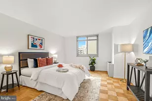 4601 N Park Ave, Chevy Chase, MD 20815 - Photo 21