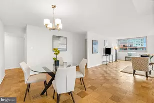 4601 N Park Ave, Chevy Chase, MD 20815 - Photo 11