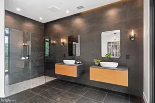 5208 Danbury Rd, Bethesda, MD 20814 - Photo 59