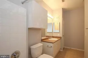 11800 Old Georgetown Rd, North Bethesda, MD 20852 - Photo 9