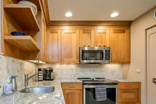 8101 Connecticut Ave, Chevy Chase, MD 20815 - Photo 7