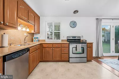 19225 Walters Avenue, Poolesville, MD 20837 - Photo 9