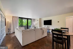 4620 N Park Ave, Chevy Chase, MD 20815 - Photo 9