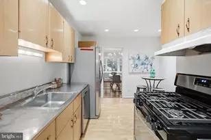 639 Azalea Dr, Rockville, MD 20850 - Photo 9