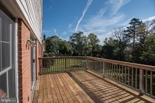 9601 Persimmon Tree Rd, Potomac, MD 20854 - Photo 23