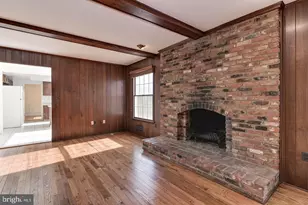 9601 Persimmon Tree Rd, Potomac, MD 20854 - Photo 7