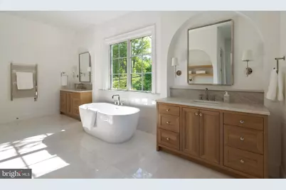 5900 Kennedy Drive, Chevy Chase, MD 20815 - Photo 33