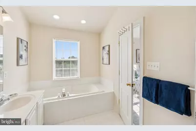 568 Orchard Ridge Drive #200, Gaithersburg, MD 20878 - Photo 29