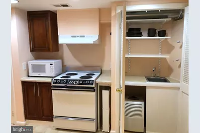 9700 Kenmore Drive #2, Kensington, MD 20895 - Photo 9