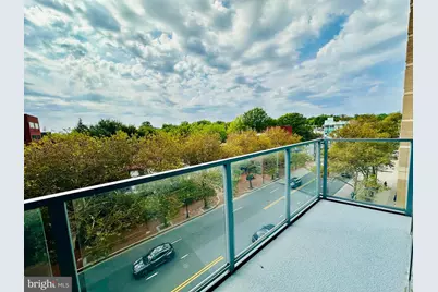 4960 Fairmont Avenue #505, Bethesda, MD 20814 - Photo 29