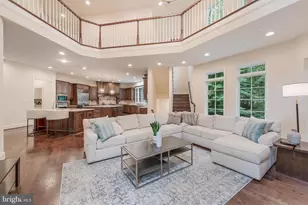 7020 Mountain Gate Dr, Bethesda, MD 20817 - Photo 9