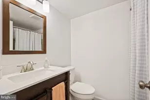 878 College Pkwy, Rockville, MD 20850 - Photo 21