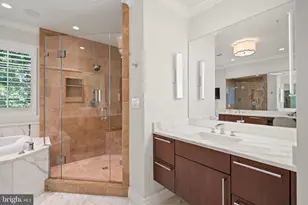 7301 Bannockburn Ridge Ct, Bethesda, MD 20817 - Photo 27