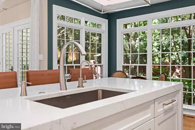 7301 Bannockburn Ridge Court, Bethesda, MD 20817 - Photo 17