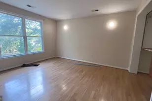 24 Seek Ct, Takoma Park, MD 20912 - Photo 19