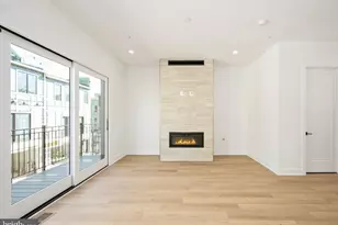 8612 Erdem Pl, Chevy Chase, MD 20815 - Photo 9