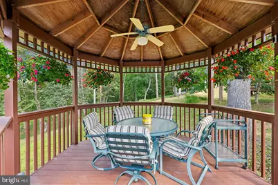 9825 Korman Court, Potomac, MD 20854 - Photo 7