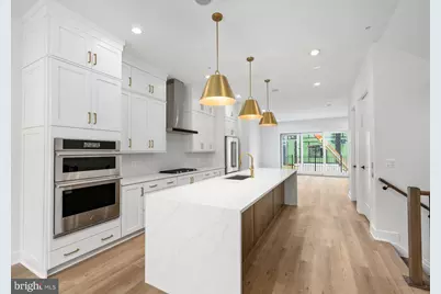 8610 Erdem Place, Chevy Chase, MD 20815 - Photo 3