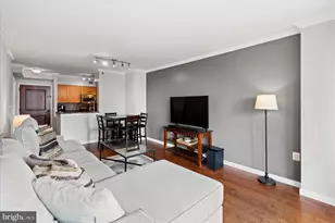 4801 Fairmont Ave, Bethesda, MD 20814 - Photo 3