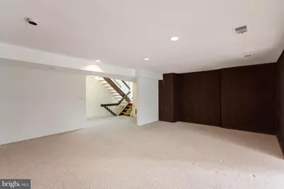 7036 Buxton Terrace, Bethesda, MD 20817 - Photo 9