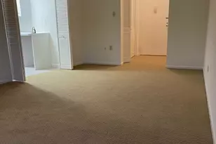 10401 Grosvenor Pl, Rockville, MD 20850 - Photo 7