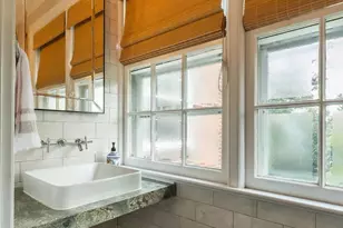 8505 Lynwood Pl, Chevy Chase, MD 20815 - Photo 15