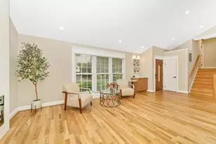 4008 Barnsley Ln, Olney, MD 20832 - Photo 5