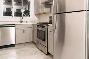 10500 Montrose Ave, Bethesda, MD 20814 - Photo 3