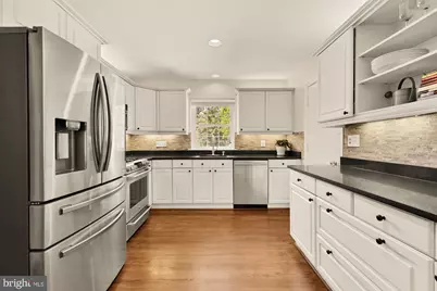 6405 Redwing Road, Bethesda, MD 20817 - Photo 13